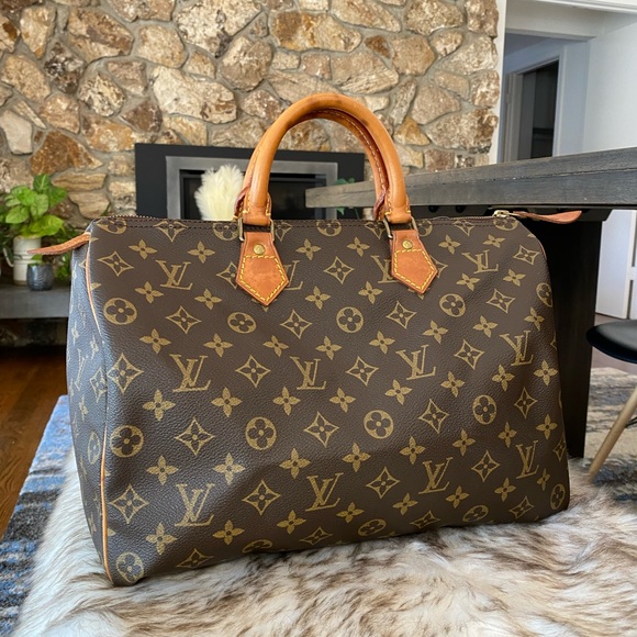 Authentic Louis Vuitton Speedy 35 Satchel Handbag - Picture 10 of 13